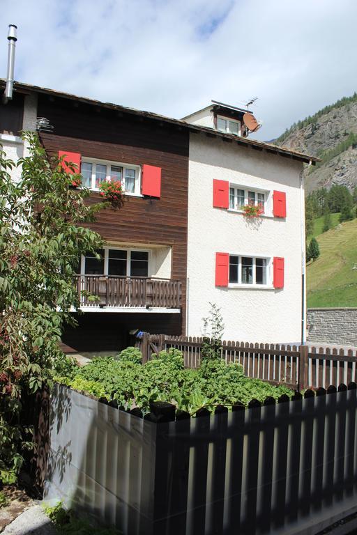 Haus Dorf 7 *